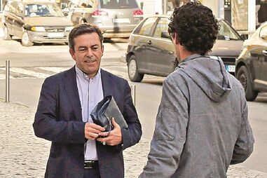 Ministério Público, Arsénio Isidoro, Casa do Gaiato, igreja da Graça, Torres Vedras, Porsche Panamera, Porsche, PJ