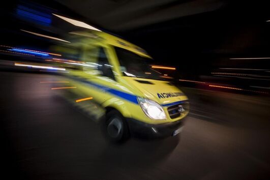 Para o local foram acionados os Sapadores do Porto , uma Viatura Médica de Emergência e Reanimação e a Polícia Marítima 