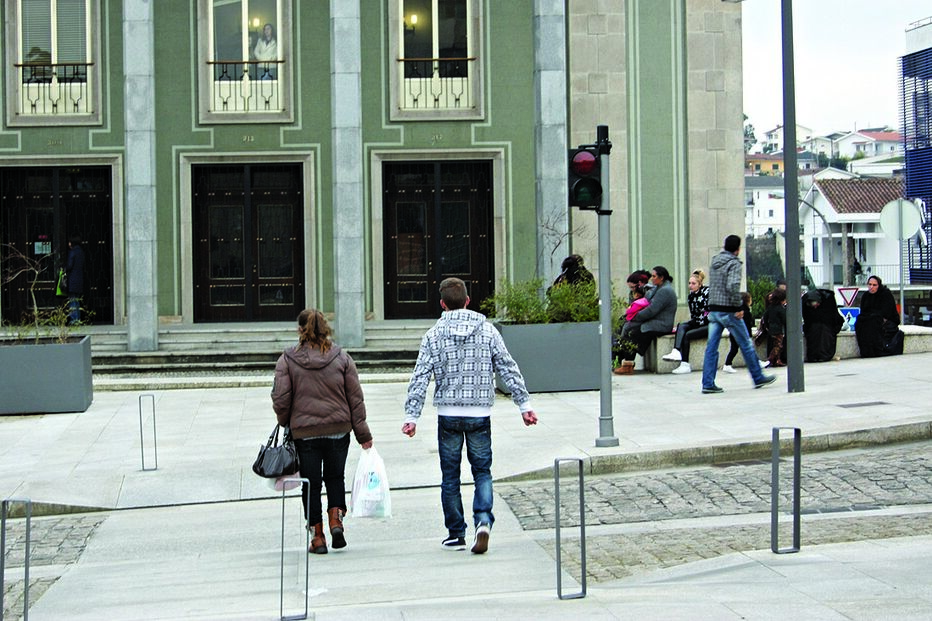 Agressor seguia e fotografava ‘ex’  