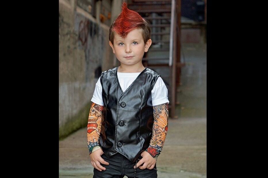 04-03-2016_15_24_58 marca_lancou_linha_de_roupa_infantil_que_deixa_as_criancas_tatuadas_2.jpg