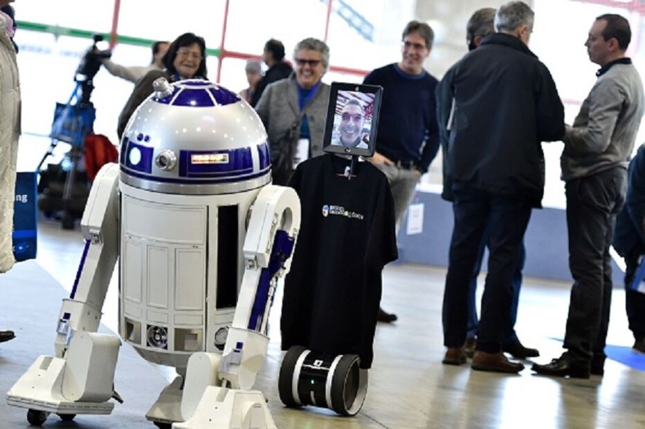 Tony Dyson, Star Wars, robot R2-D2, artes, cultura e entretenimento