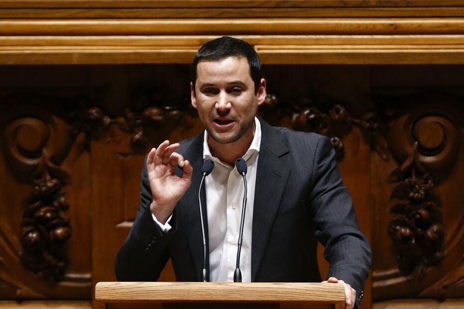 João Galamba, Pierre Moscovici, PSD, CDS-PP, política, orçamento do estado e impostos, economia, negócios e finanças