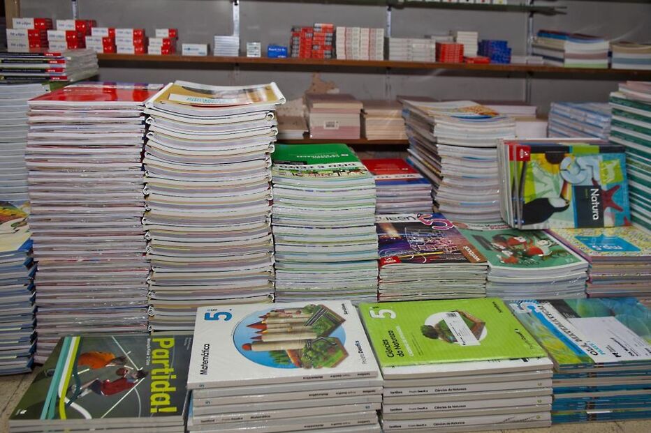 manuais escolares