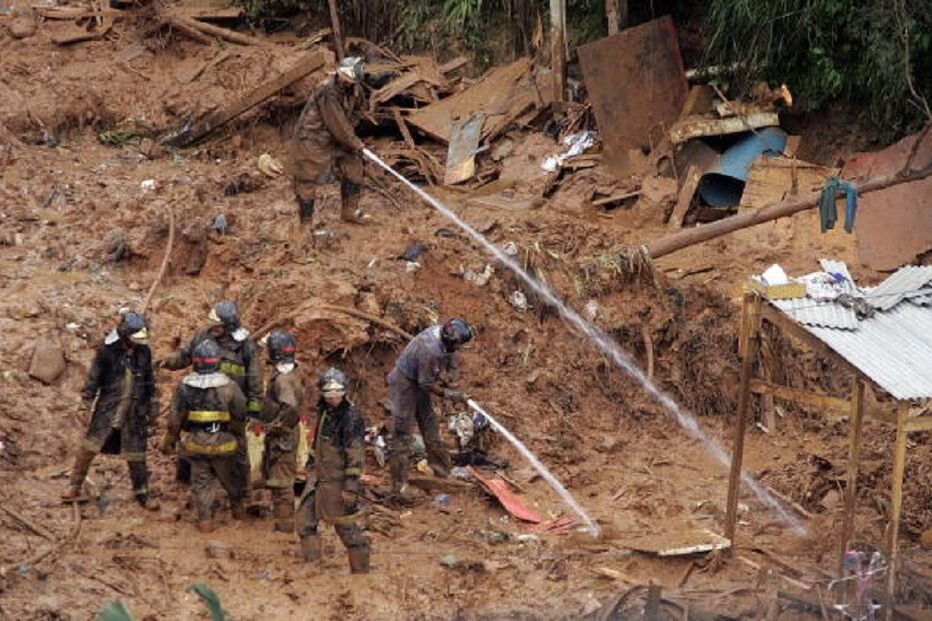 11-03-2016_13_29_28 mau tempo.jpg