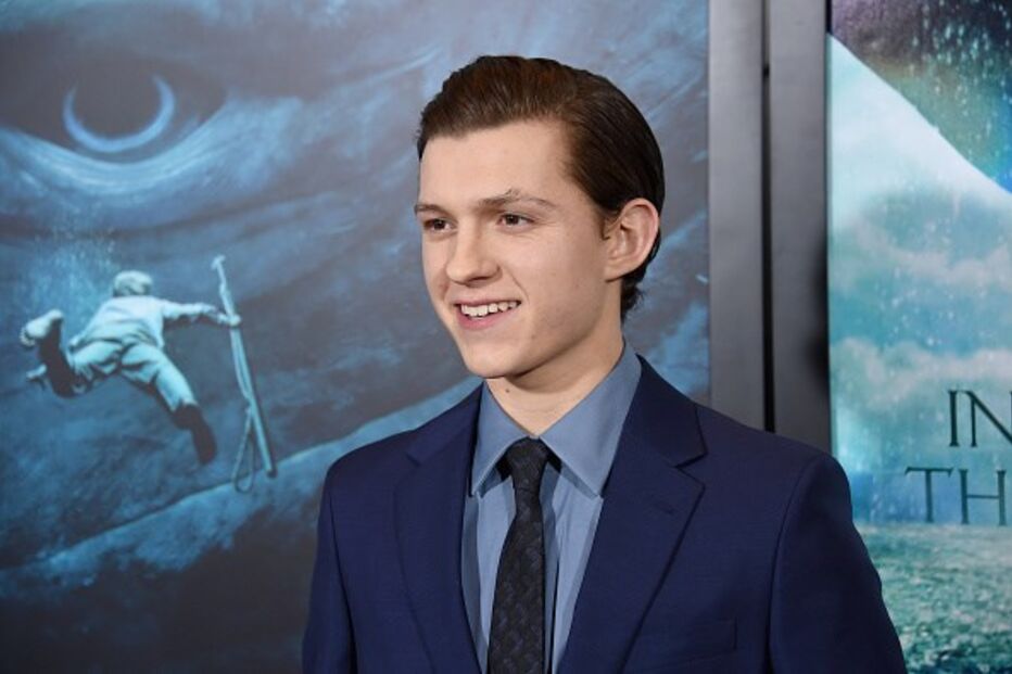 11-03-2016_22_29_51 tom holland.jpg