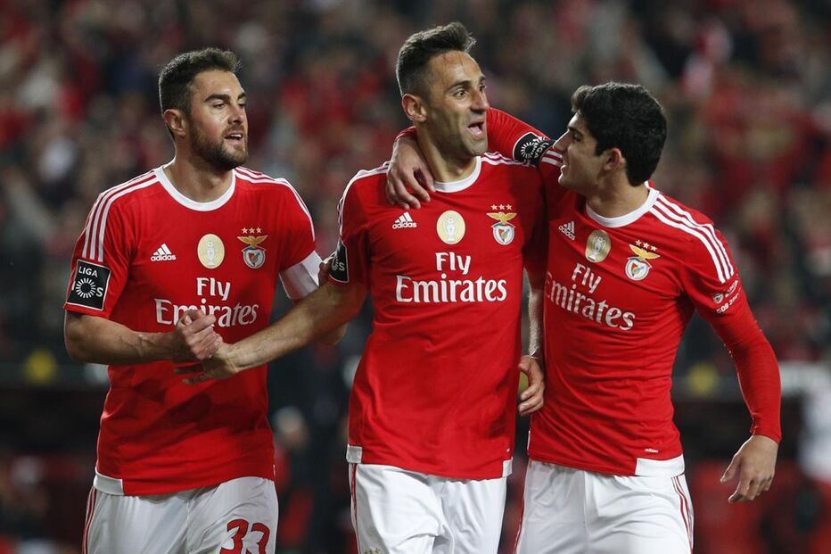 Benfica, futebol, águias, Tondela, liderança, campeonato