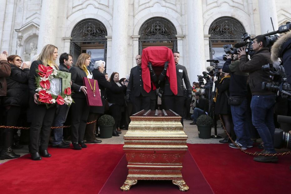funeral, nicolau Breyner