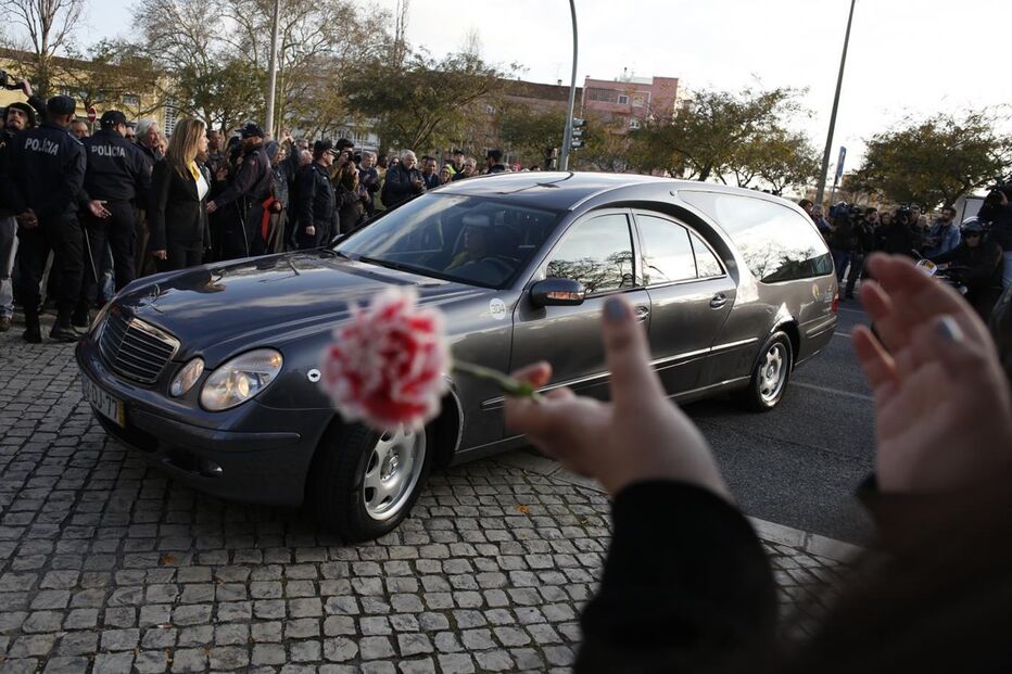 funeral, nicolau Breyner