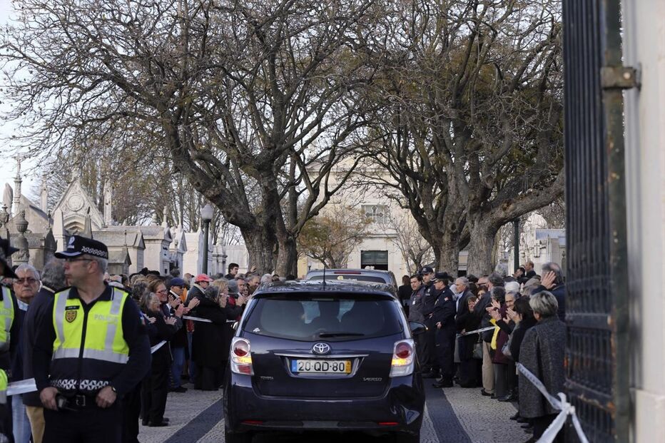 funeral, nicolau Breyner