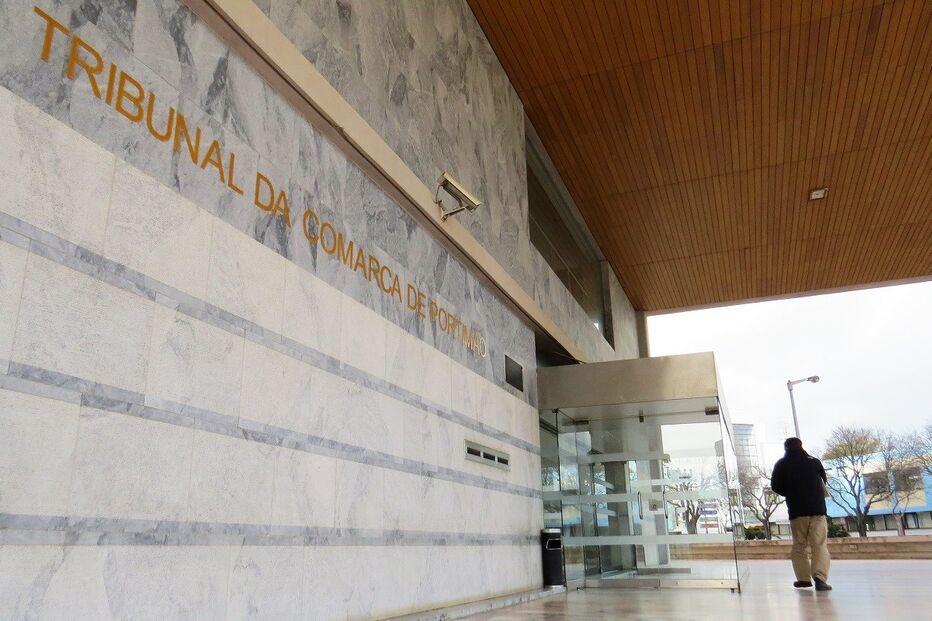 17-03-2016_01_03_31 10 alg traficante.jpg