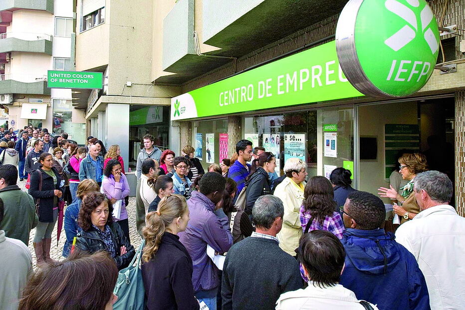 Centro de Emprego, desempregados, estatísticas, desemprego