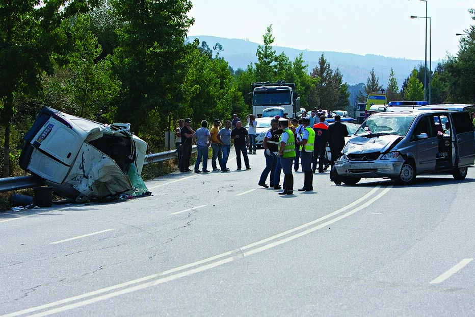 Paga 300 mil euros por mortes na estrada