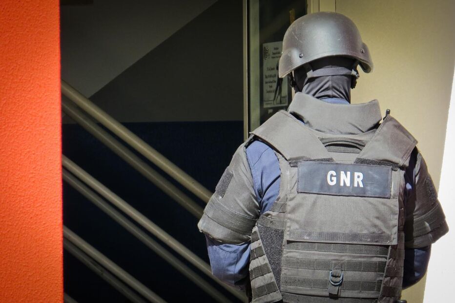 GNR, Bruxelas, Paris, questões sociais, terrorismo