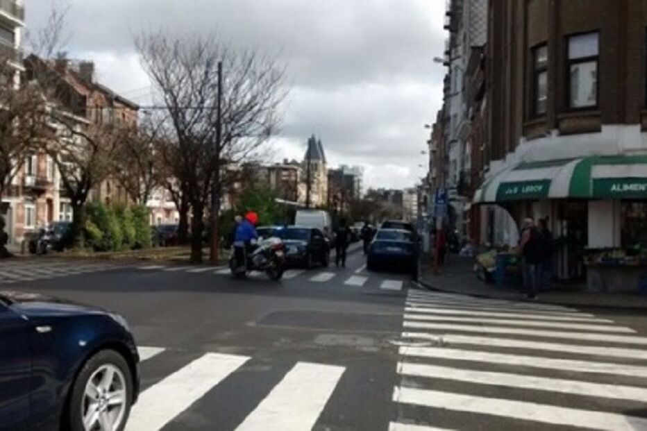 Operação policial, terrorismo, Bruxelas, Bélgica, Schaerbeek