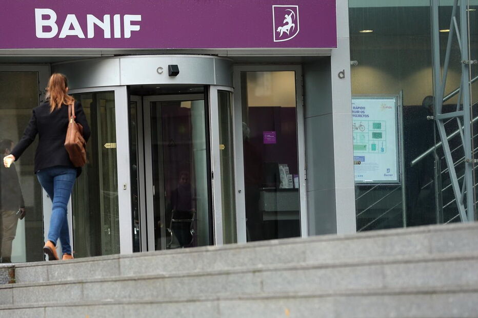 Banif, Banco de Portugal, política