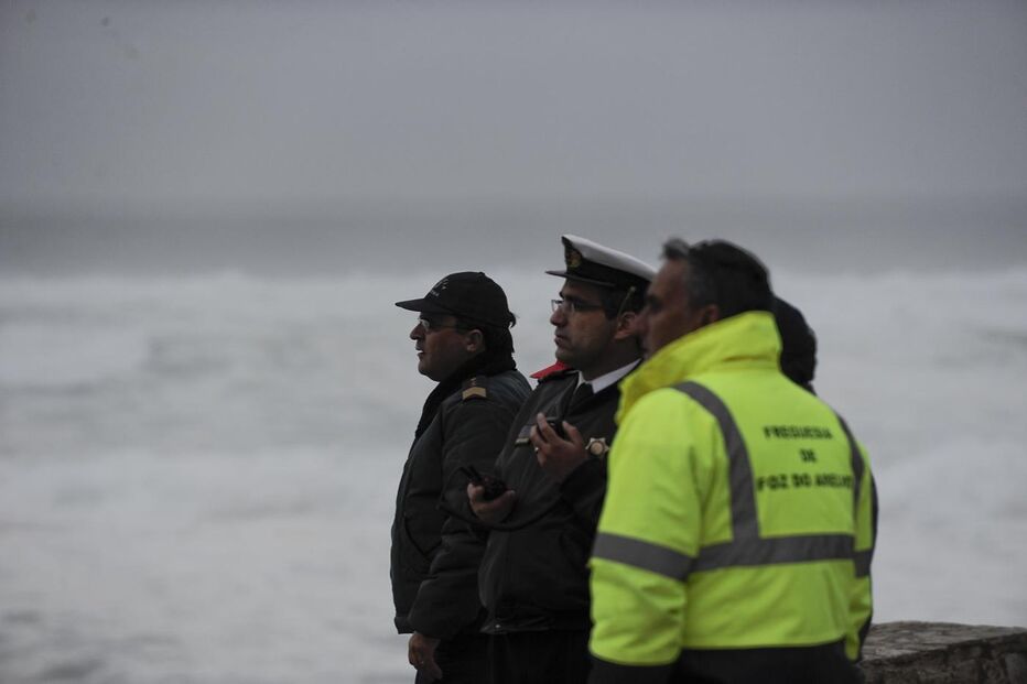 buscas, foz do arelho