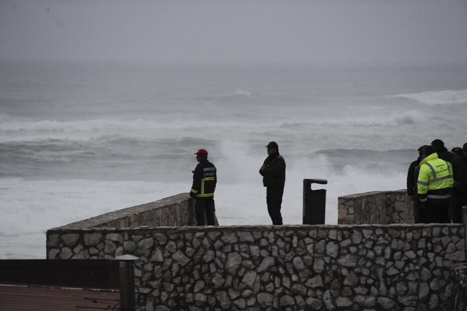 buscas, foz do arelho