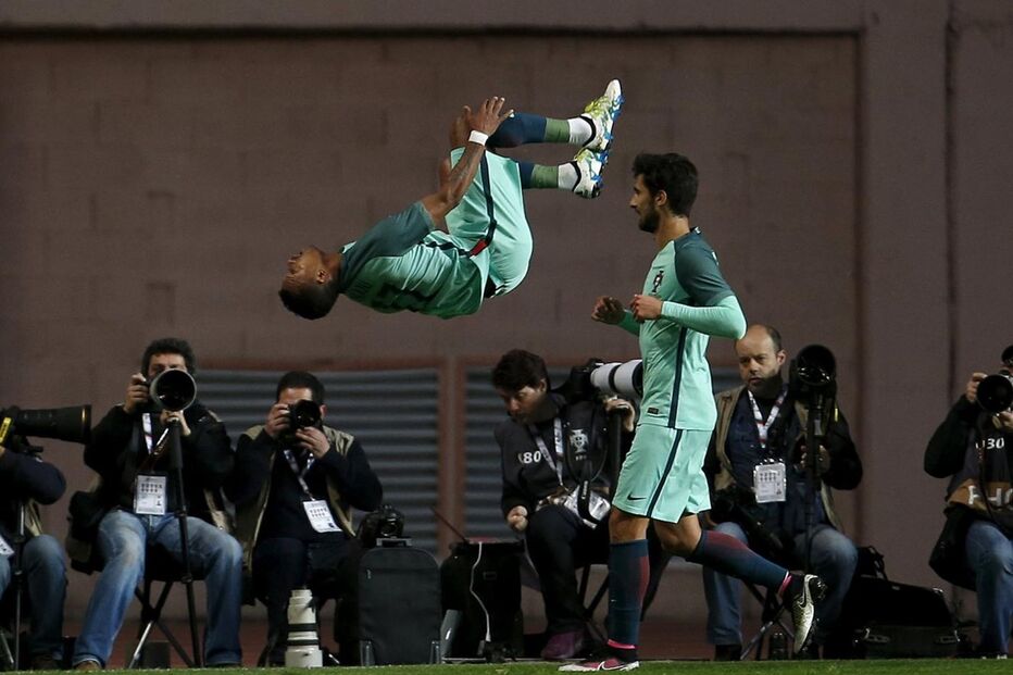 29-03-2016_21_59_22 11676287.JPG