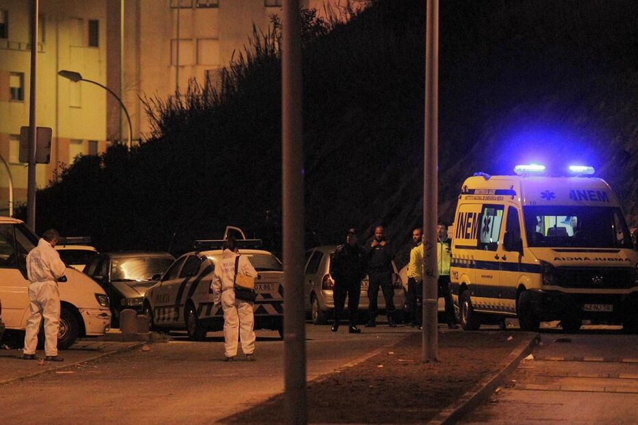 polícias, baleados, Ameixoeira