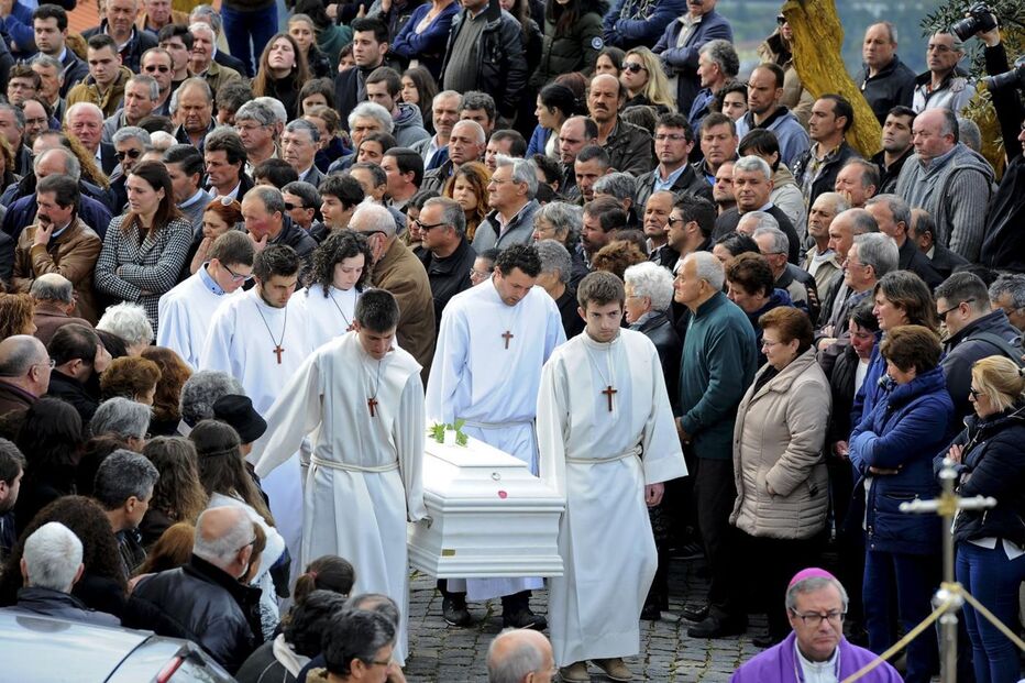 França, acidente, funerais, Moulins, portugueses