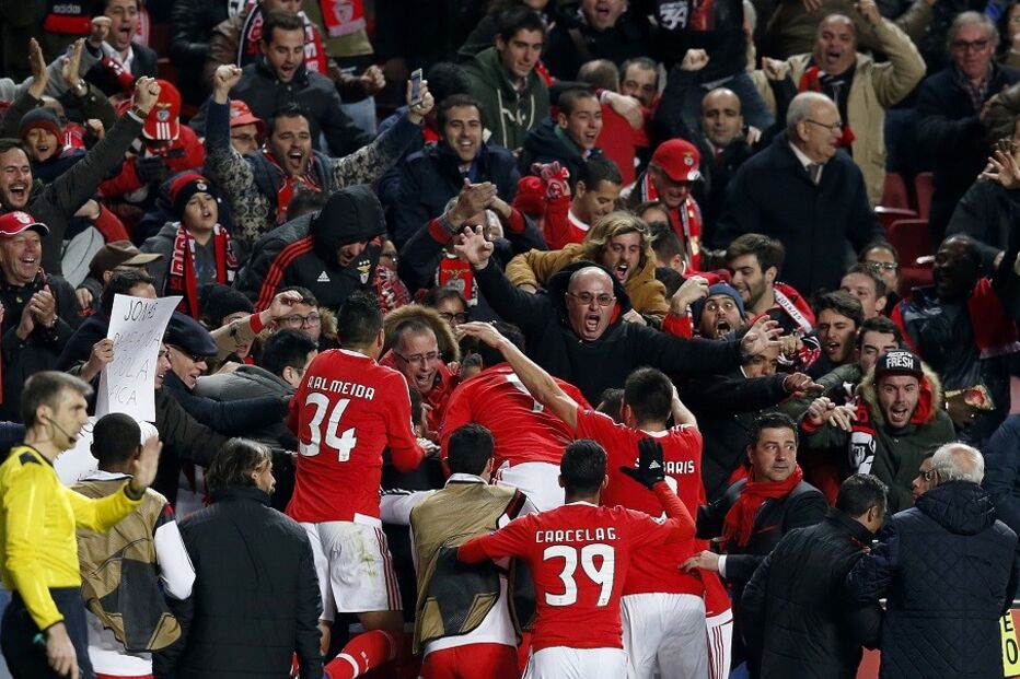 Benfica, Braga, Sporting, Rui Vitória, treinador, Bayern Munique, Liga dos Campeões, Júlio César, Lisandro López, futebol