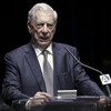 Mario Vargas Llosa internado de urgência em Madrid