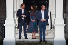 William, Kate Middleton, Harry, Duques de Cambridge, realeza, monarquia, recebe, casal, Barack Obama, Michelle Obama, presidente dos Estados Unidos, Inglaterra, Palácio Kensington
