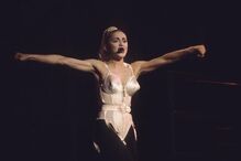 24-04-2016_14_44_48 madonna Charlyn Zlotnik Getty Images.jpg