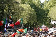 25 de Abril, revolução, cravos