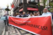 Lesados, Banif, protesto, Funchal, Santander, economia, negócios e finanças, serviços financeiros