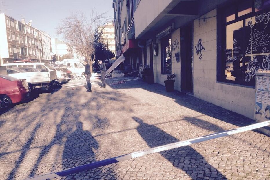 Caixa multibanco, explosão, Seixal