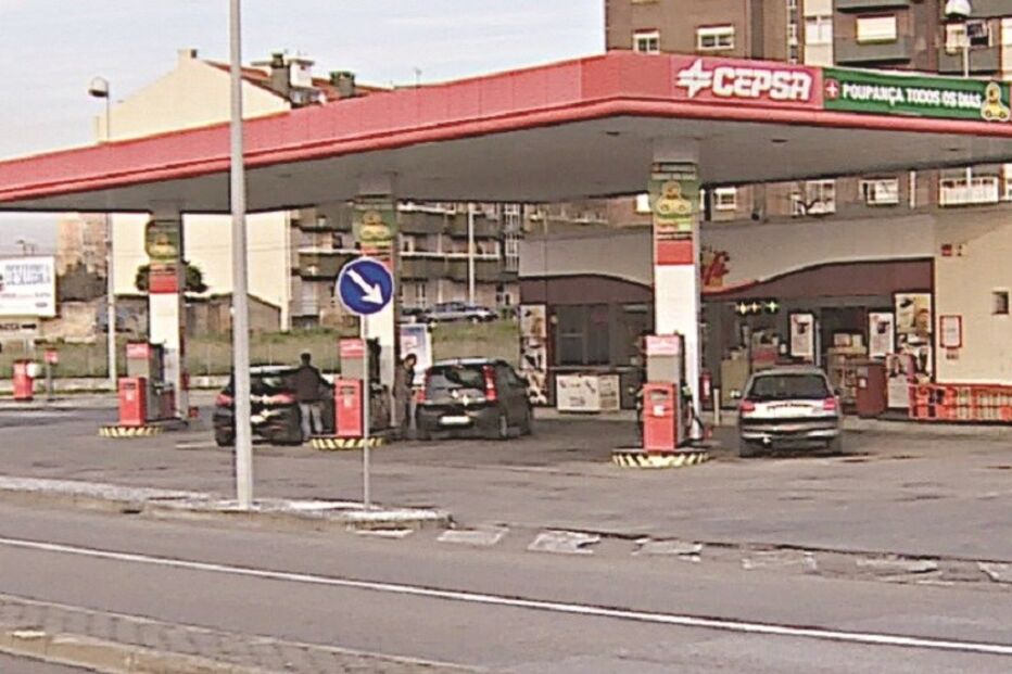 cepsa, bomba de gasolina