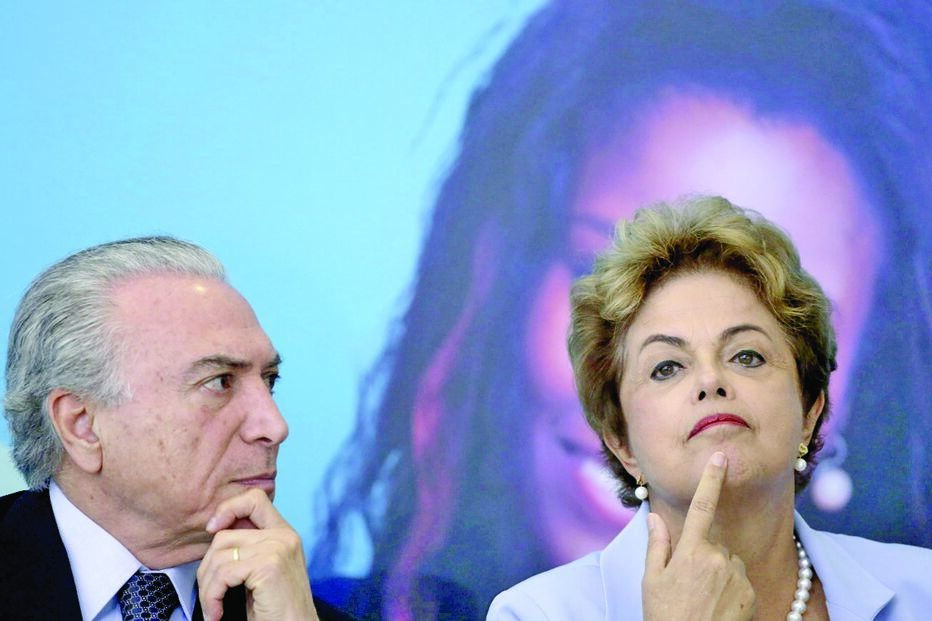 Aliados de Lula e Dilma querem afastar Temer