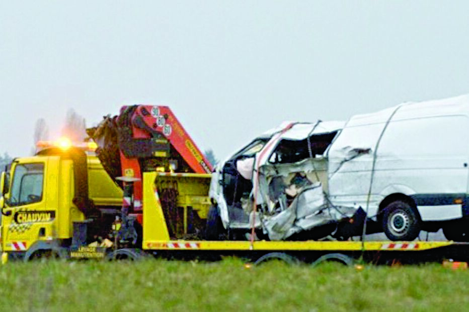 Carrinha ia 5 km/h acima do limite 