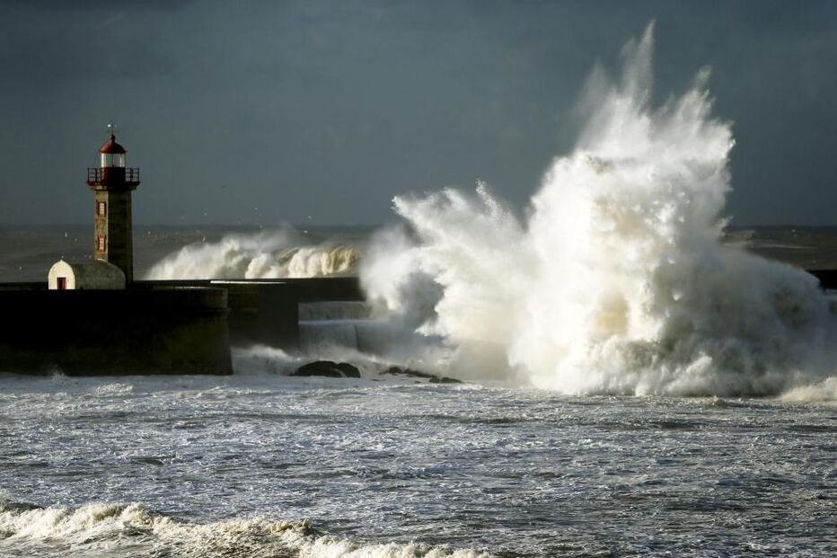 mar, agitação marítima