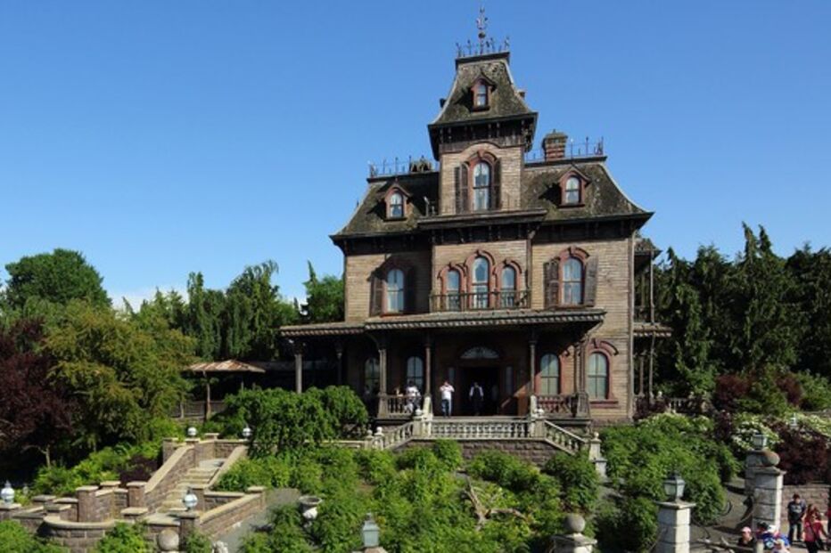 mannor, house, disneyland, casa assombrada