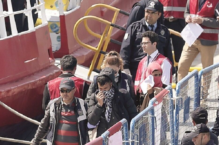 grécia, refugiados, deportações