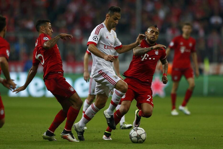 Jonas, Benfica, Bayern Munique