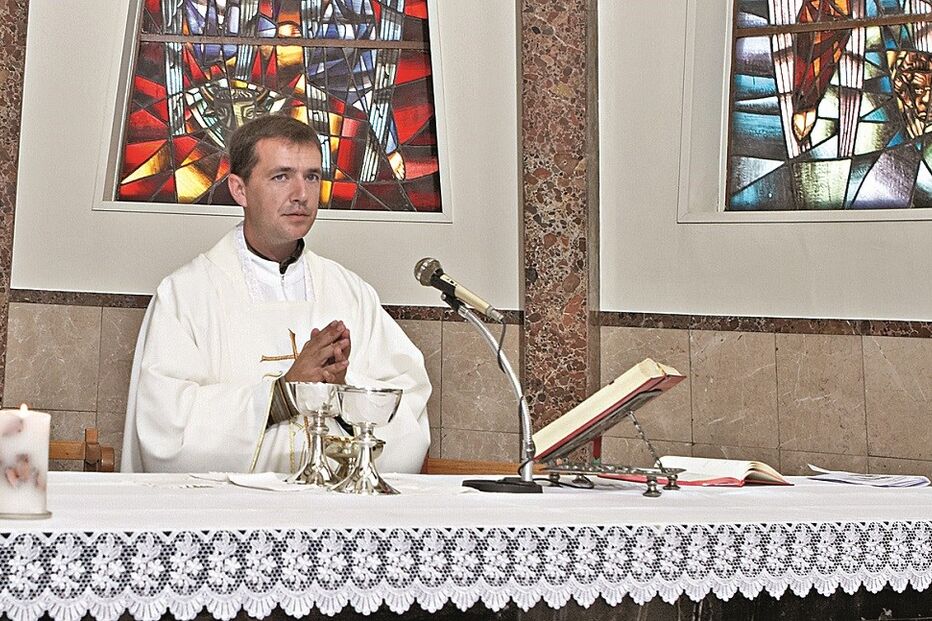 Falso padre Caridade diz-se 