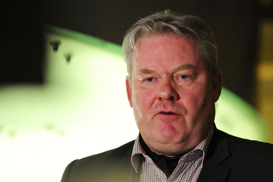 Islândia, Panamá, chefe do Governo, política