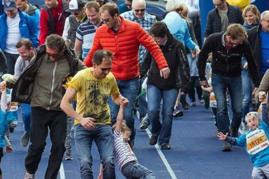 Linz, Áustria, corrida, crianças, insólito