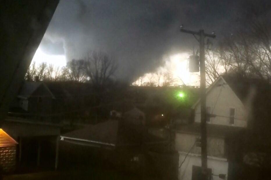 07-04-2016_13_15_16 tornado.jpg