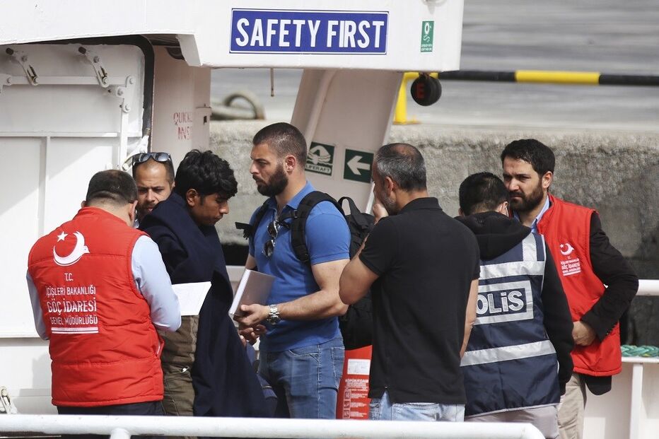 Naufrágio, mar Egeu, ilha de Samos