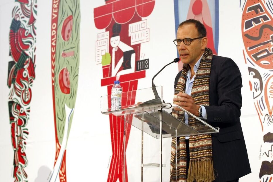 secretário de Estado da Cultura, Miguel Honrado, Teatro Nacional D. Maria II, política