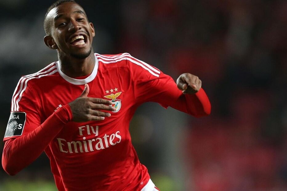 Talisca, Jonas, futebo, Benfica, Bayern