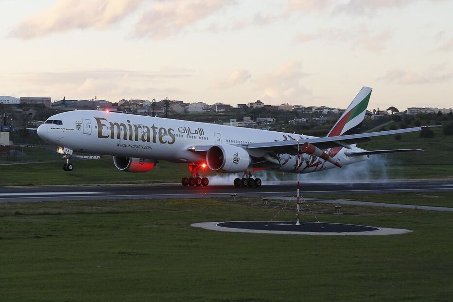 Emirates Airlines, avião, Benfica, futebol