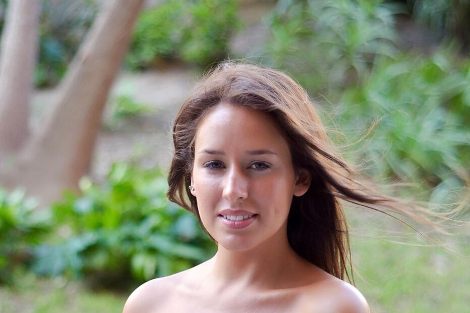 Júlia Belard, forma, físico, corpo