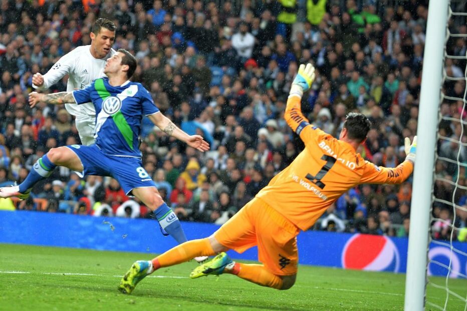 Cristiano Ronaldo, real madrid, barcelona, futebol, desporto	