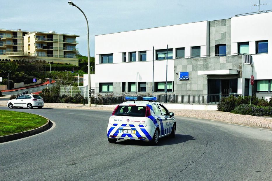 Traficante vendia droga em casa