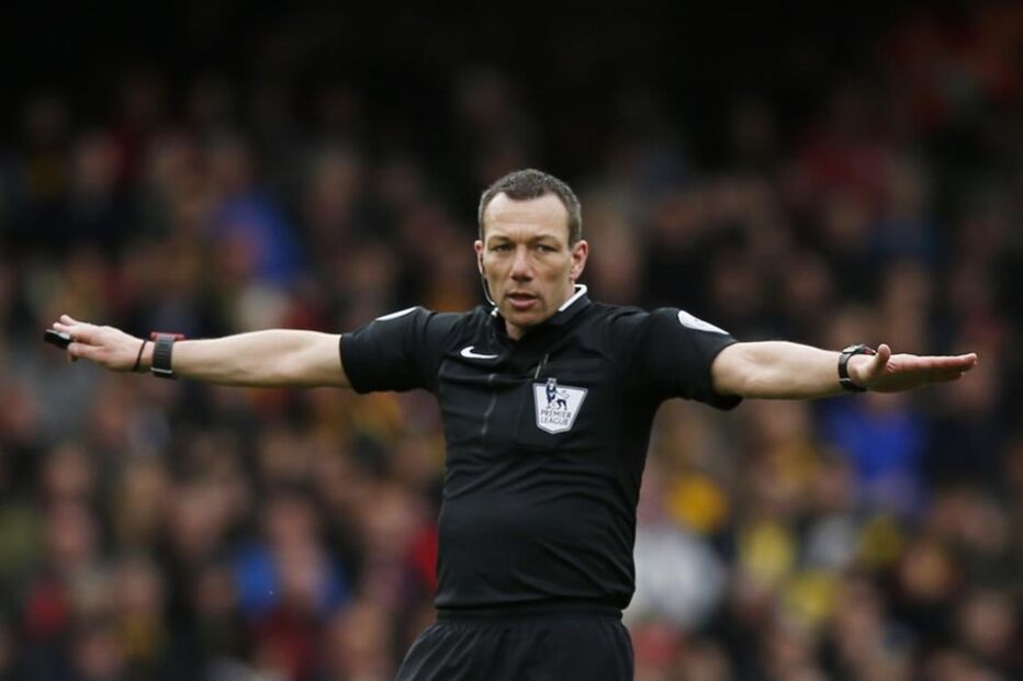 Kevin Friend, desporto, premier league
